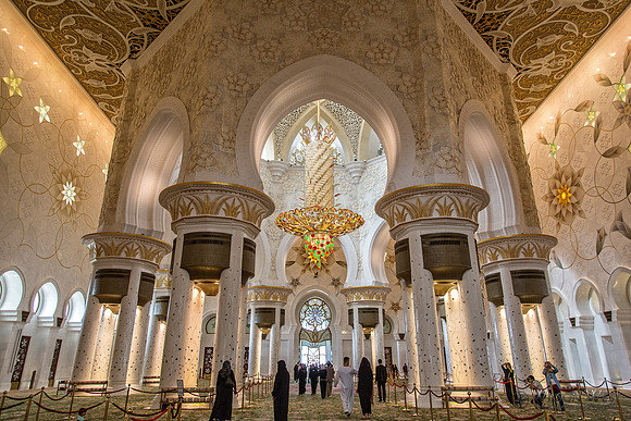 Inside Sheikh Zayed Grand Mosque